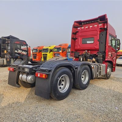4x2 Tractor Head Truck Engine Emission Standard Diesel Fuel Tipo 6x4 Tractor Trailer para 10 Pneus Venda
